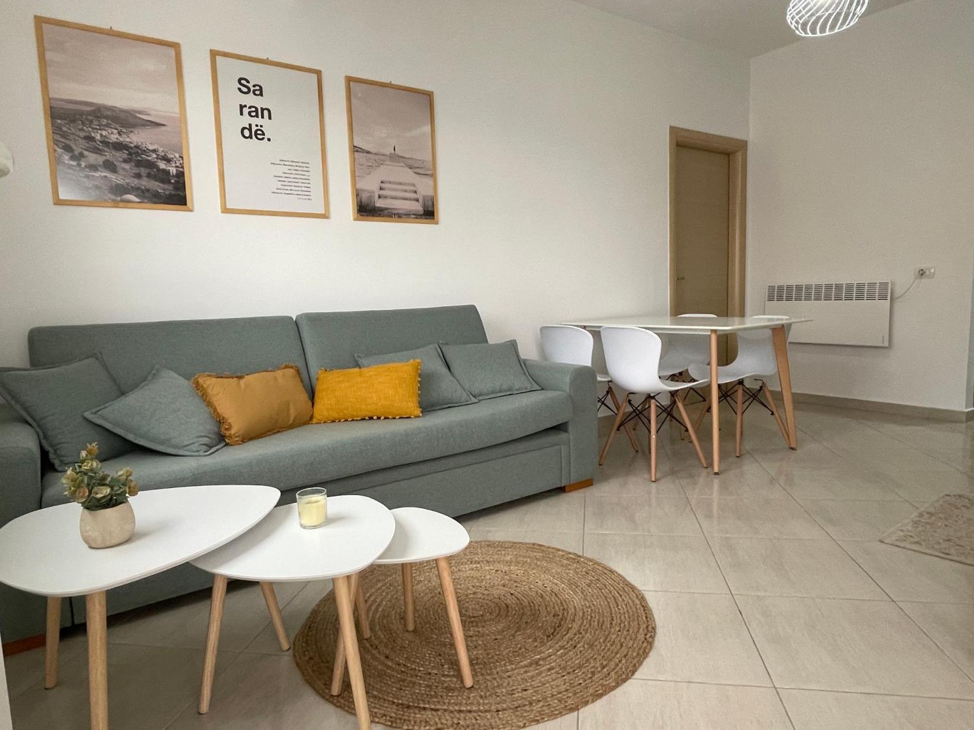 Susy Sea View Apartment Sarandë Buitenkant foto