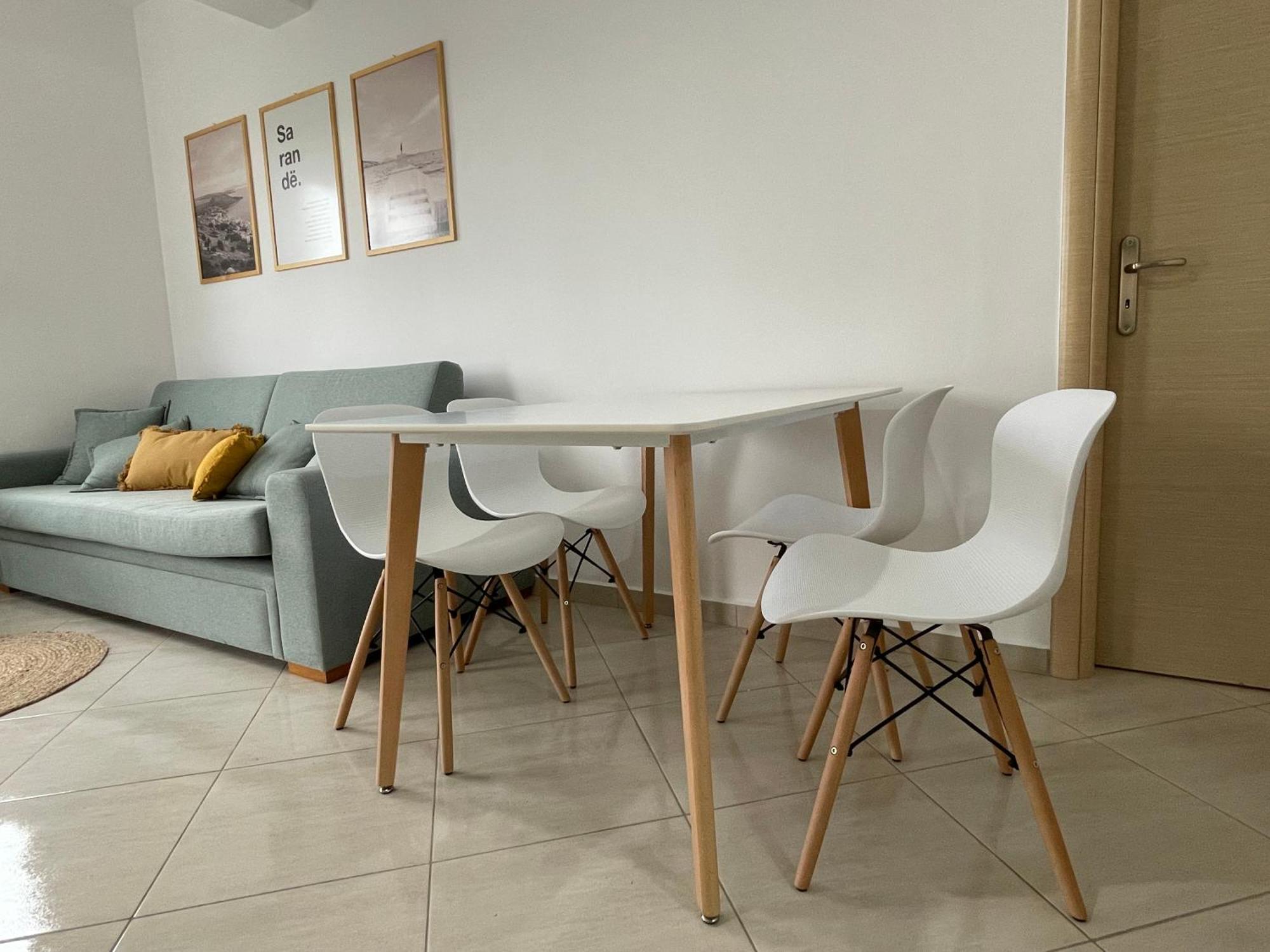 Susy Sea View Apartment Sarandë Buitenkant foto