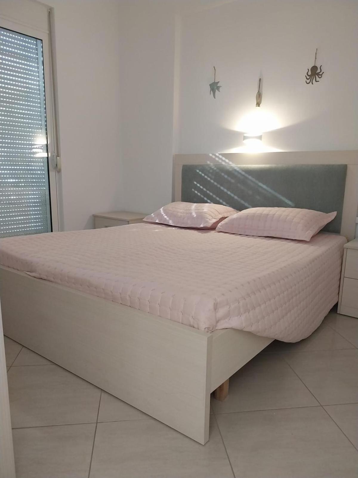 Susy Sea View Apartment Sarandë Buitenkant foto